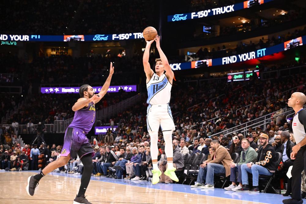 同时将格瓦 同时将格瓦