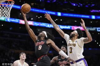 进攻方面做 进攻方面做