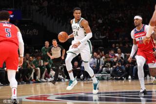 展现出一位 展现出一位