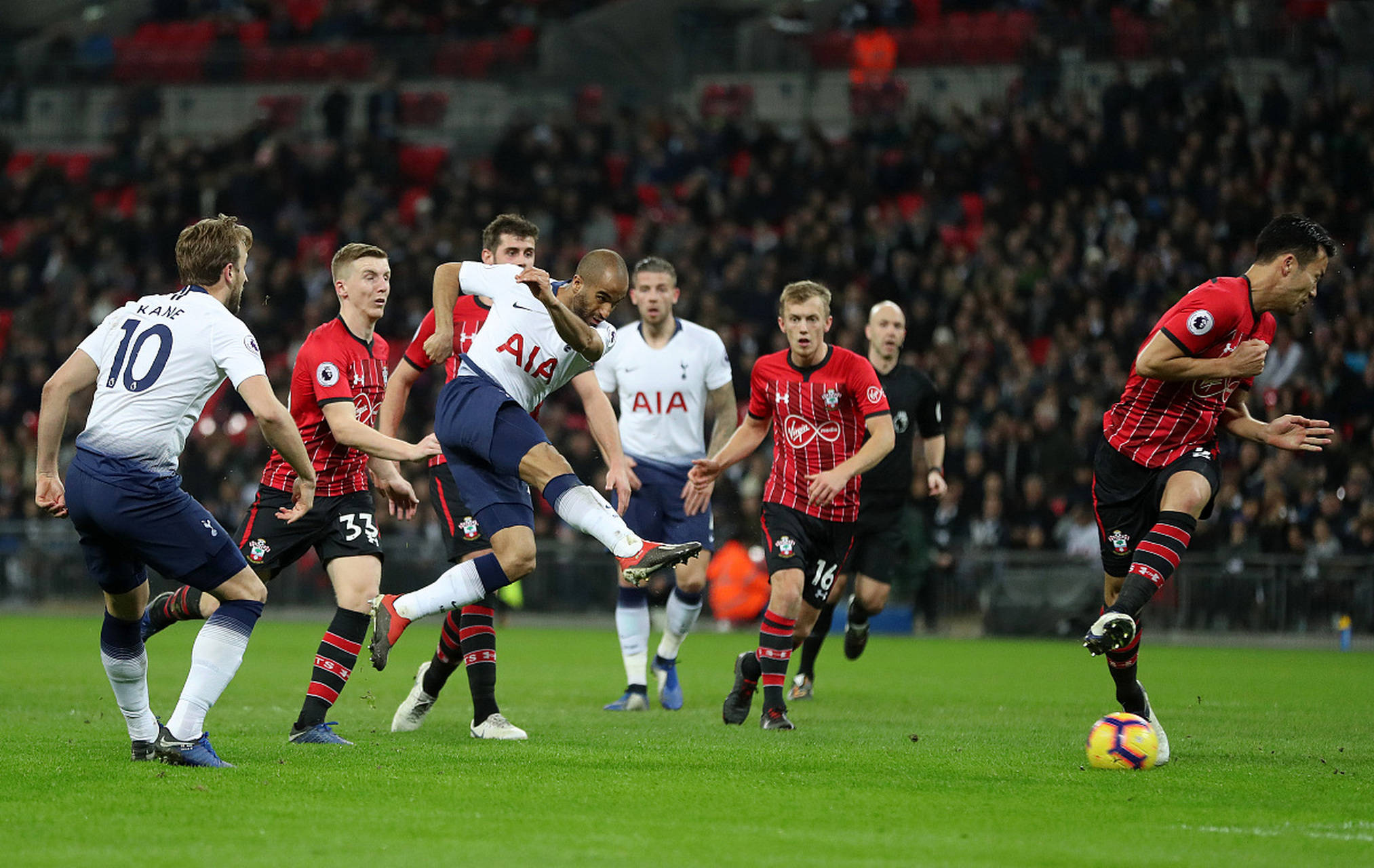 相较之下 相较之下