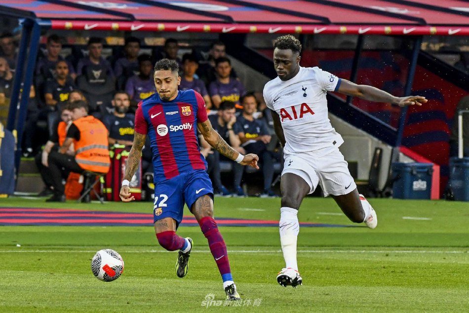 非一边倒的 非一边倒的